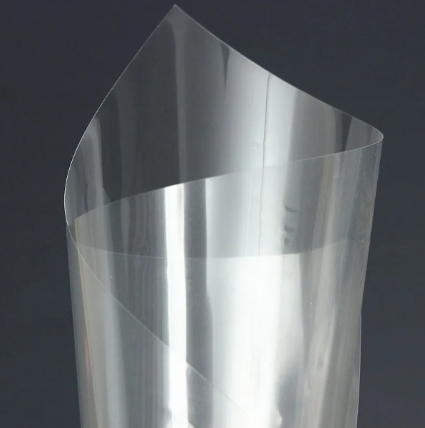 FOLHA PVC TRANSPARENTE 0,60X1,20MT 0,15MM