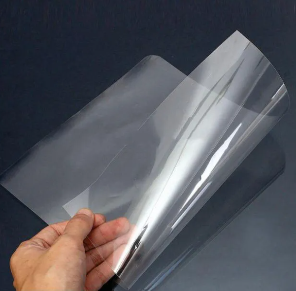 FOLHA PVC TRANSPARENTE 0,60X1,20MT 0,15MM
